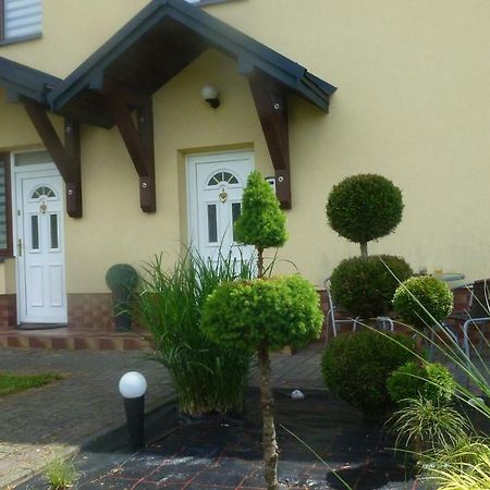Apartament Bieszczady Myczkowce Bagian luar foto