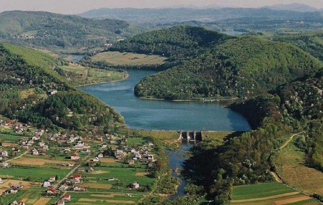 Apartament Bieszczady Myczkowce Bagian luar foto